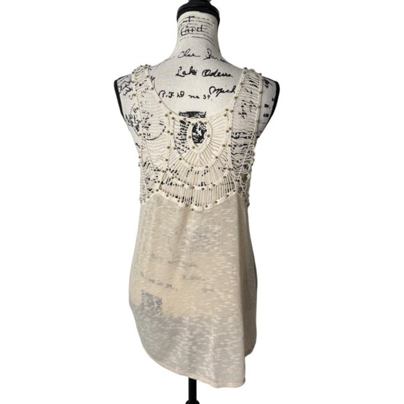 Maurices Beige Beaded Sleeveless Tank Top With Crochet Lace Back Size M - Picture 3 of 8